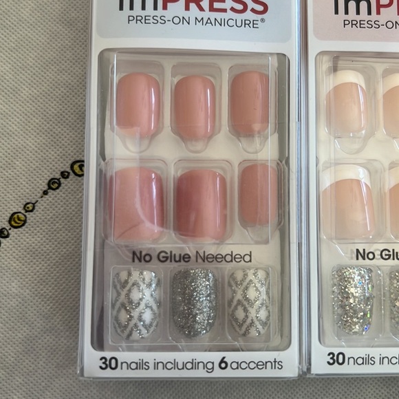 Impress press on nails French manicure, red rhinestone silver glitter - Picture 2 of 4
